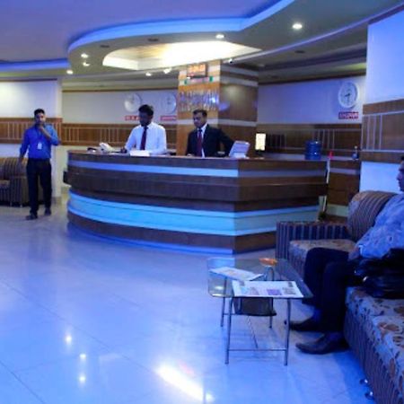 Hotel City Plaza Джессор Екстериор снимка