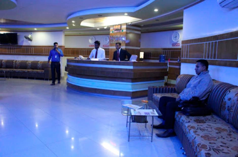 Hotel City Plaza Джессор Екстериор снимка
